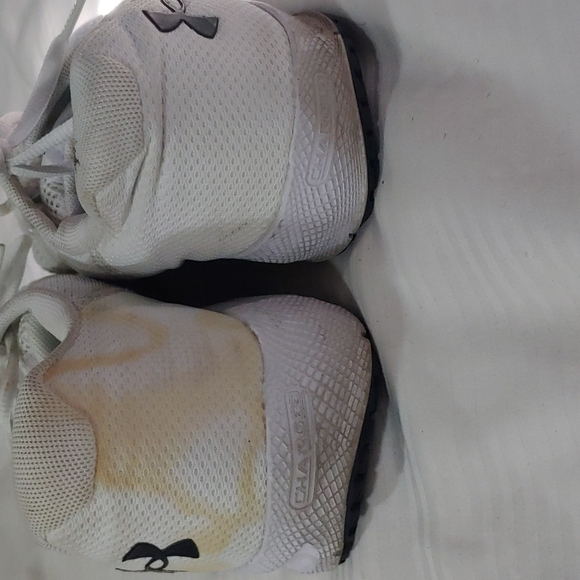 Underarmor Men's UA Charged Pursuit 2 Running Shoes - Picture 3 of 8